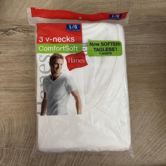 Hanes‎ V Neck T-Shirt 3 Pack Tagless Basic Neutral White 2007 Mens Large 42-44 - Picture 1 of 6